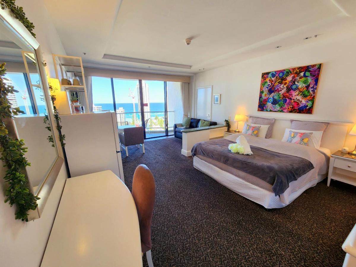 Deluxe Private Apartment And Studio - Ocean Views Голд-Кост Экстерьер фото