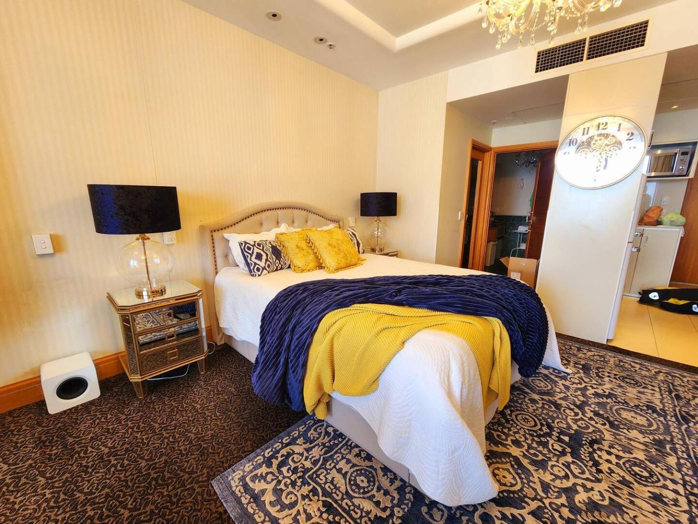 Deluxe Private Apartment And Studio - Ocean Views Голд-Кост Экстерьер фото