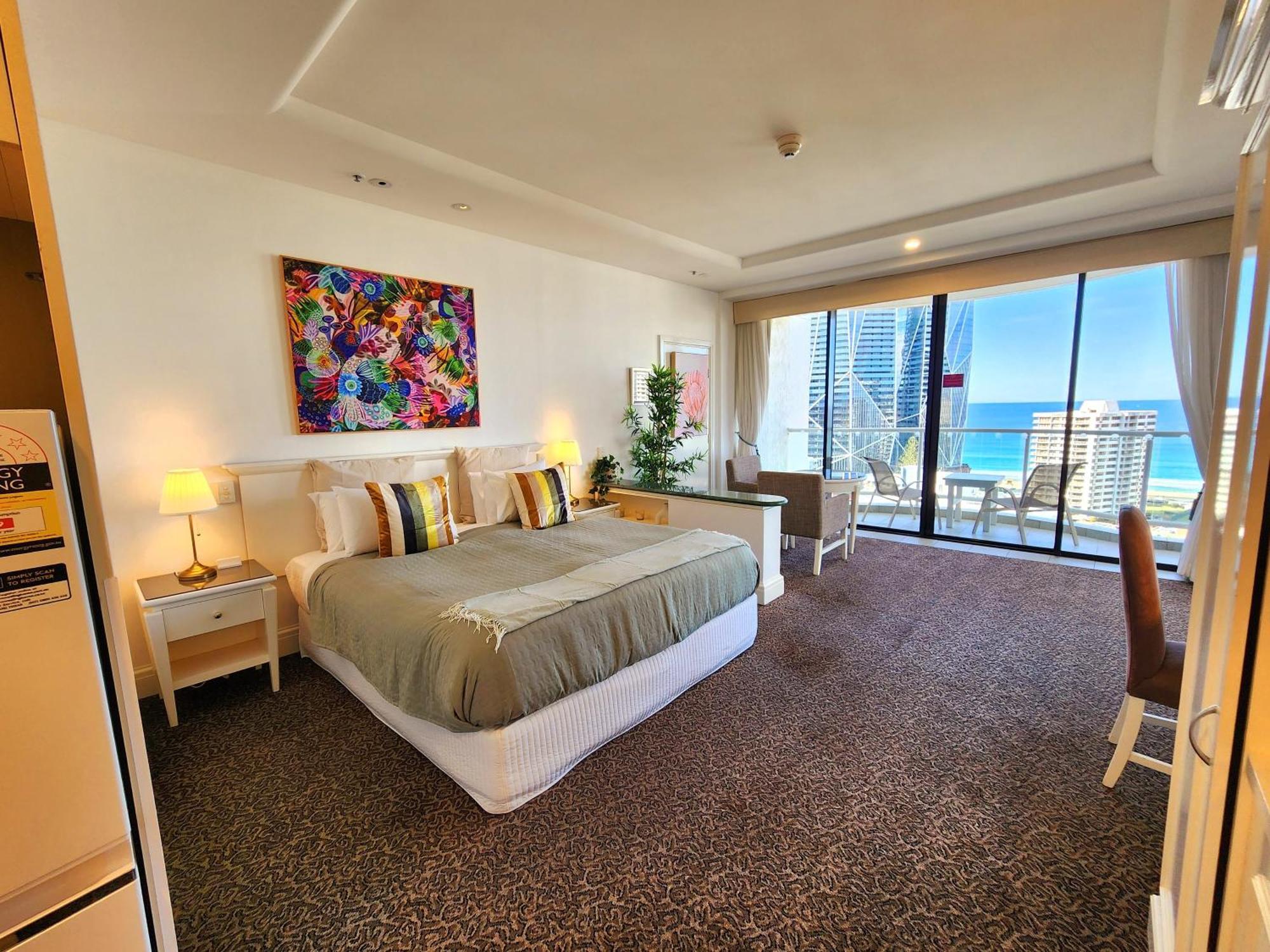 Deluxe Private Apartment And Studio - Ocean Views Голд-Кост Экстерьер фото