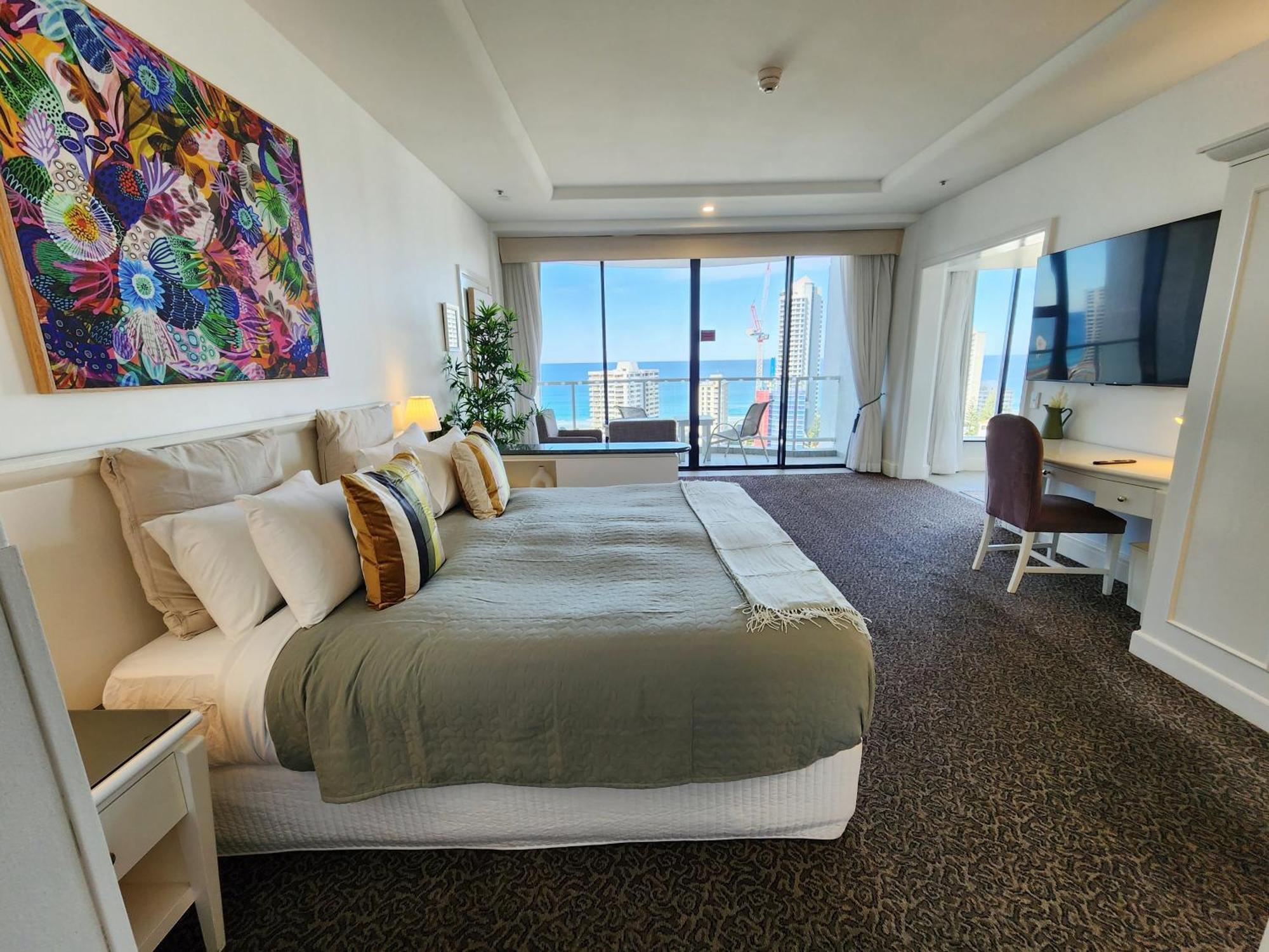 Deluxe Private Apartment And Studio - Ocean Views Голд-Кост Экстерьер фото
